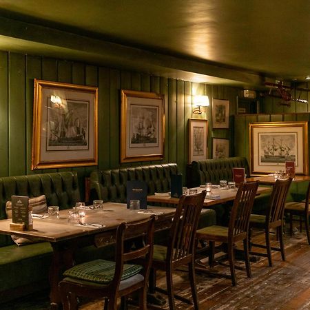 The Anchor Inn Lower Froyle Extérieur photo